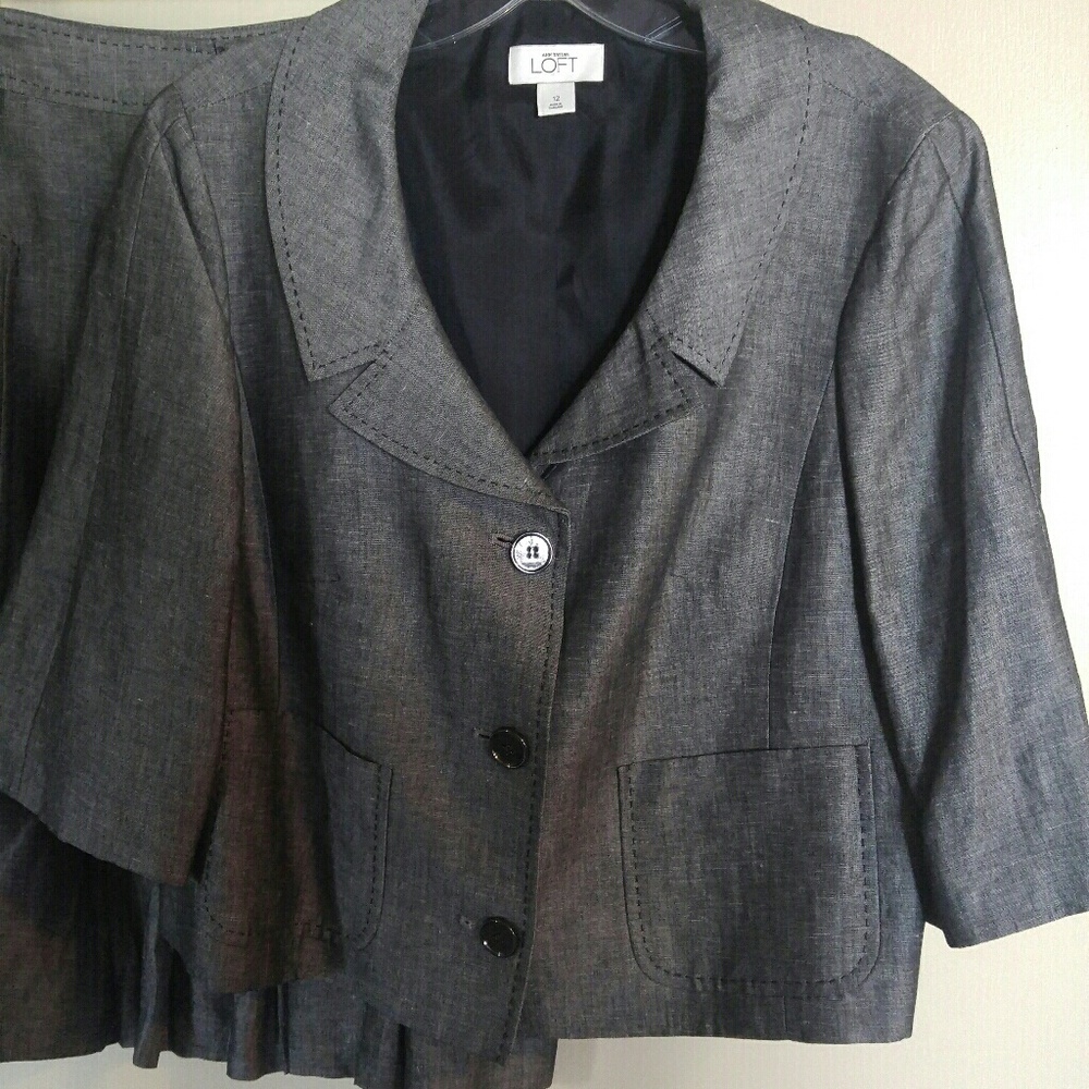 Ann Taylor summer suit
